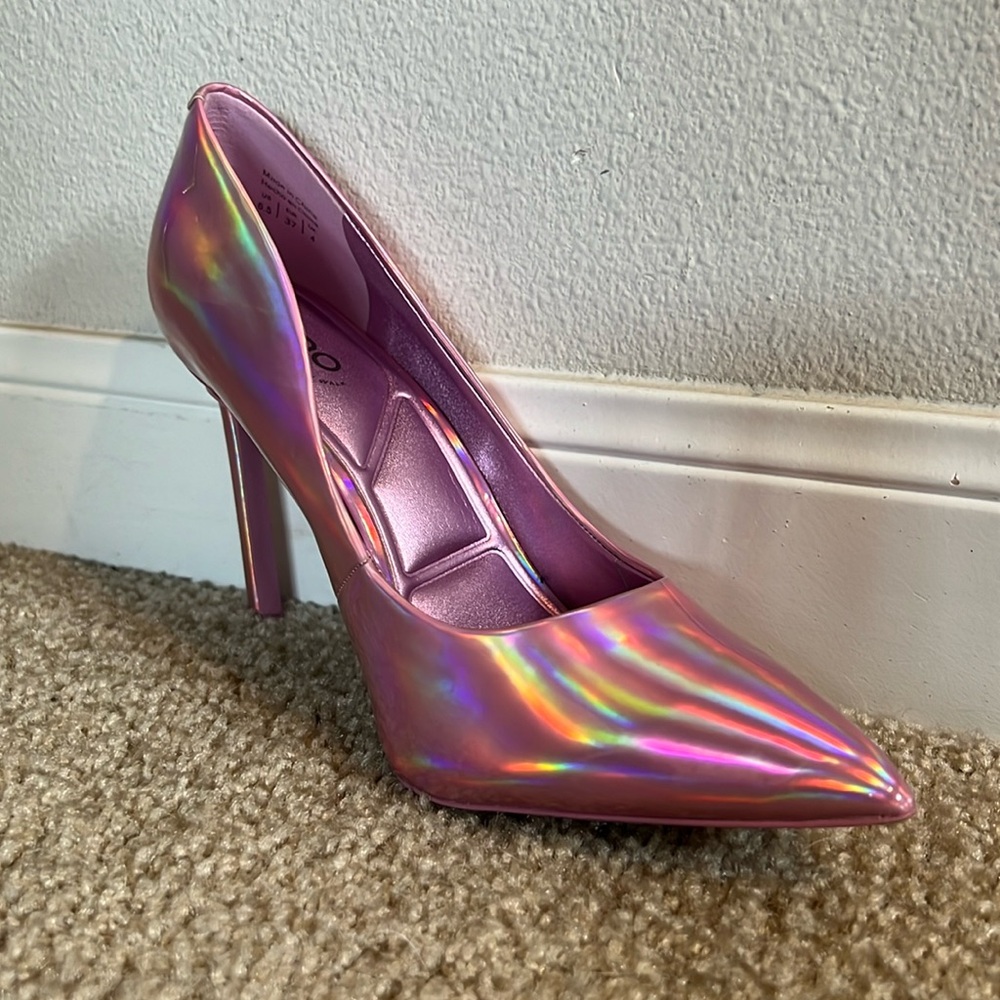 Aldo Pink Pumps. Size 6.5.